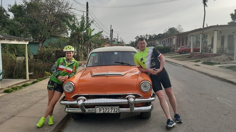Kuba widziana z wysokości siodełka roweru. O swojej wyprawie opowiadają mieszkańcy Jastrzębia, Ewa Frajhofer, Andrzej Rakowski